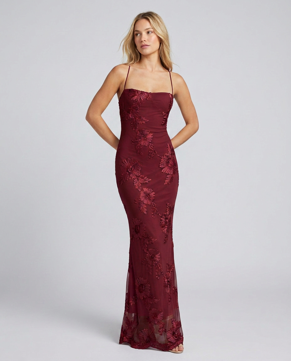 Angela | Maxi Dress with Floral Appliqué and Lace-Up Back