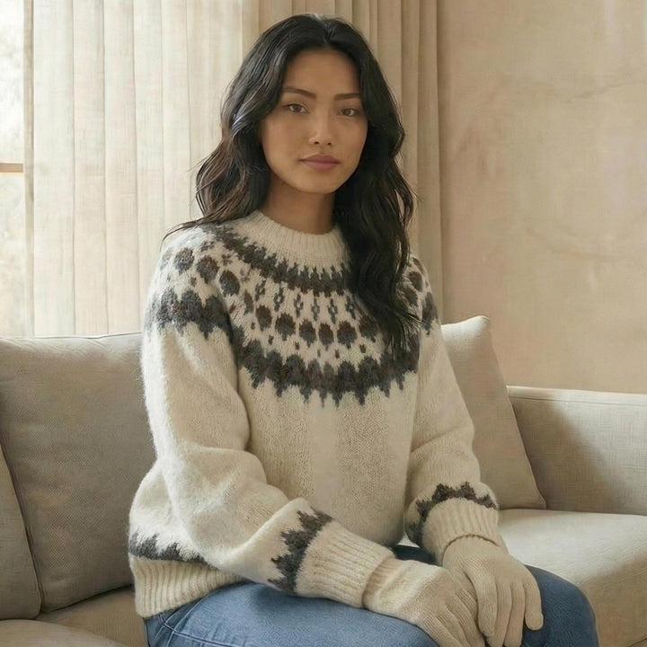 Handcrafted Oversized Nordic Alpaca Wool Sweater – Cozy Two-Tone Knit for Lazy Autumn Days
