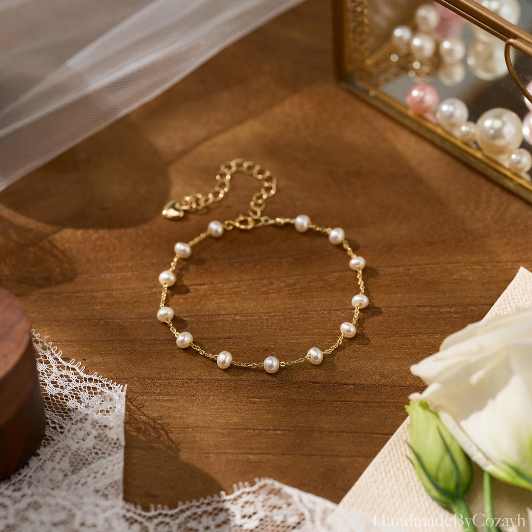 Minimalist Freshwater Pearl Bracelet, Real Pearl Bead Bracelet, Wedding Bride jewelry, Maid of Honour Gift, Bridesmaid Gift, Graduation Gift