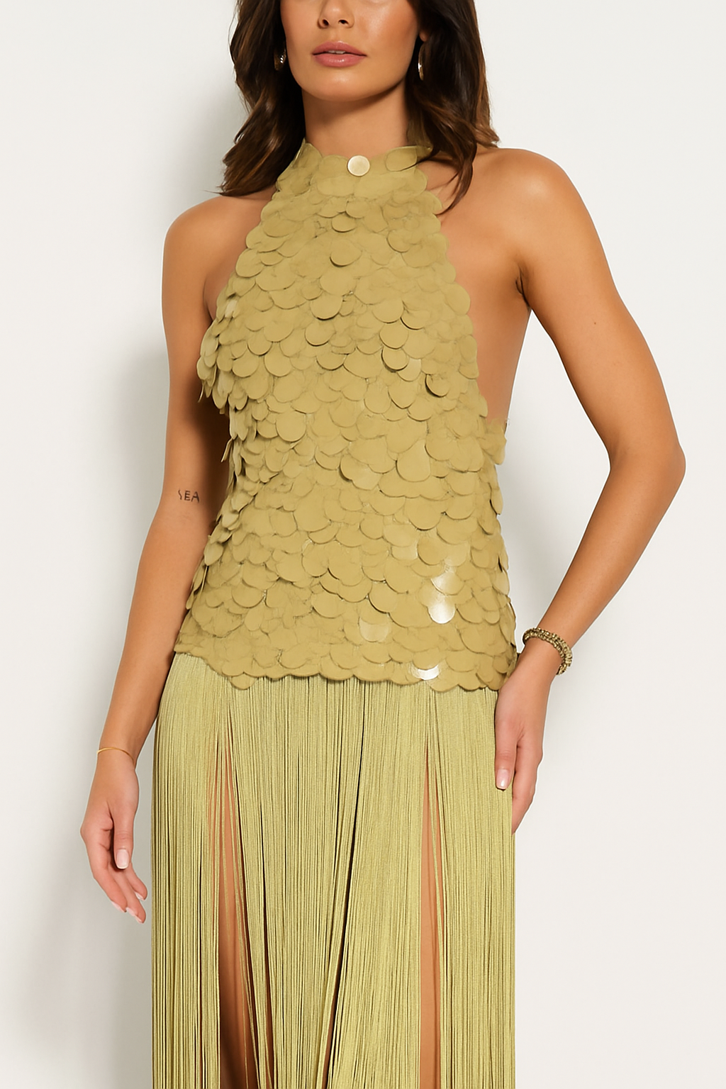 Eye-catching Metallic Disc Sequin Embellishments Overlay Fringe Hem Halter Neck Maxi Dress